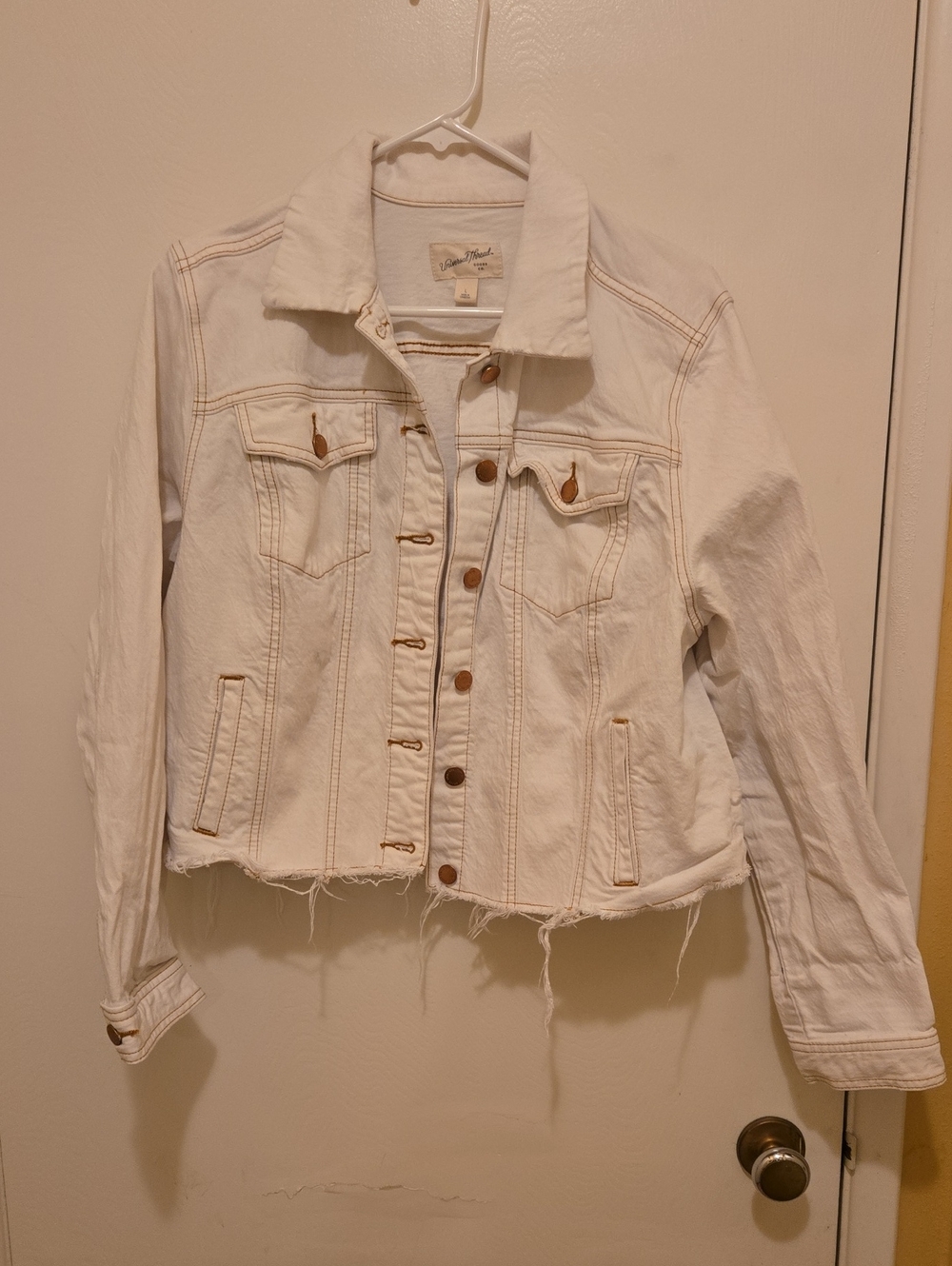 Women's Universal Thread Off-White Denim Trucker Jacket with Frayed Hem